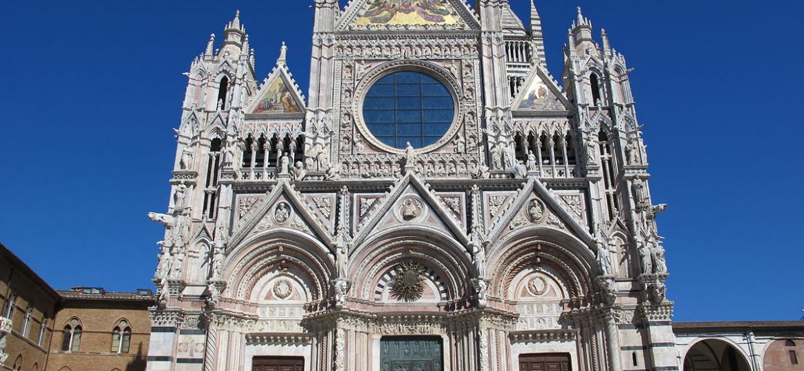 1200px-Duomo_di_siena,_facciata_01