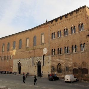 Siena,_s.maria_della_scala_01